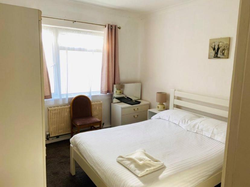 Seawold Guest House Сейнт Брелад Екстериор снимка